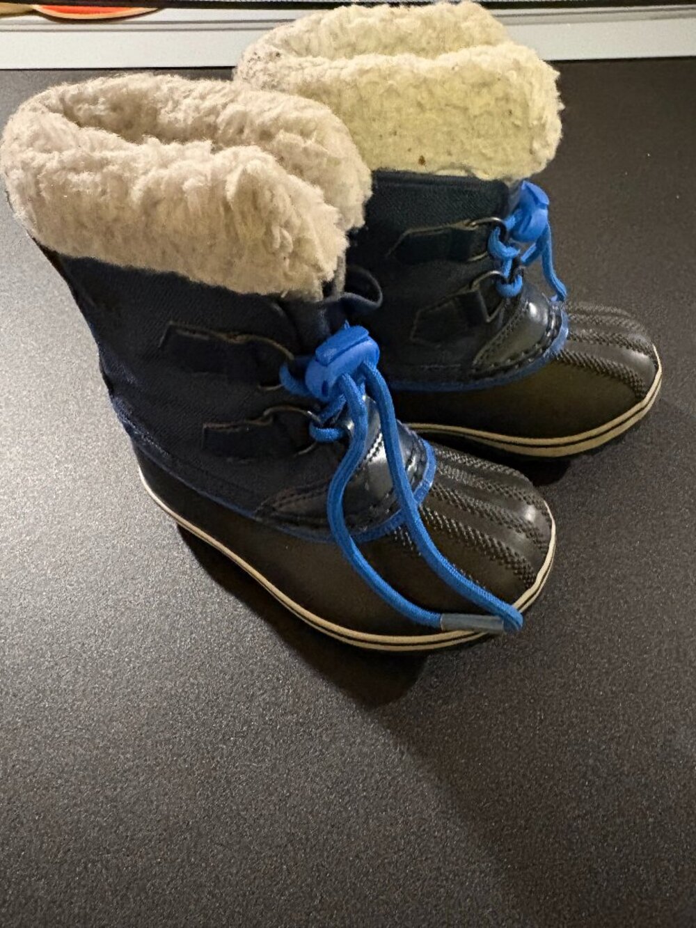 Sorel Yoot Pac Toddler Boot size 8